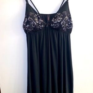 VICTORIA’S SECRET BabyDoll nightie Large